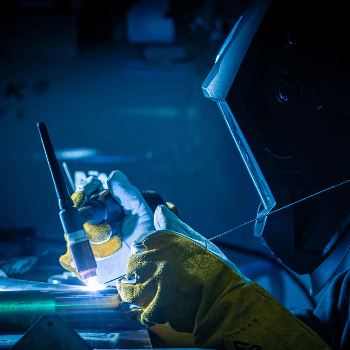 STAHLWERK AC/DC TIG 200 ST IGBT معدات كاملة، آلة لحام مركبة مع 200 أمبير TIG MMA، لحام ألومنيوم
