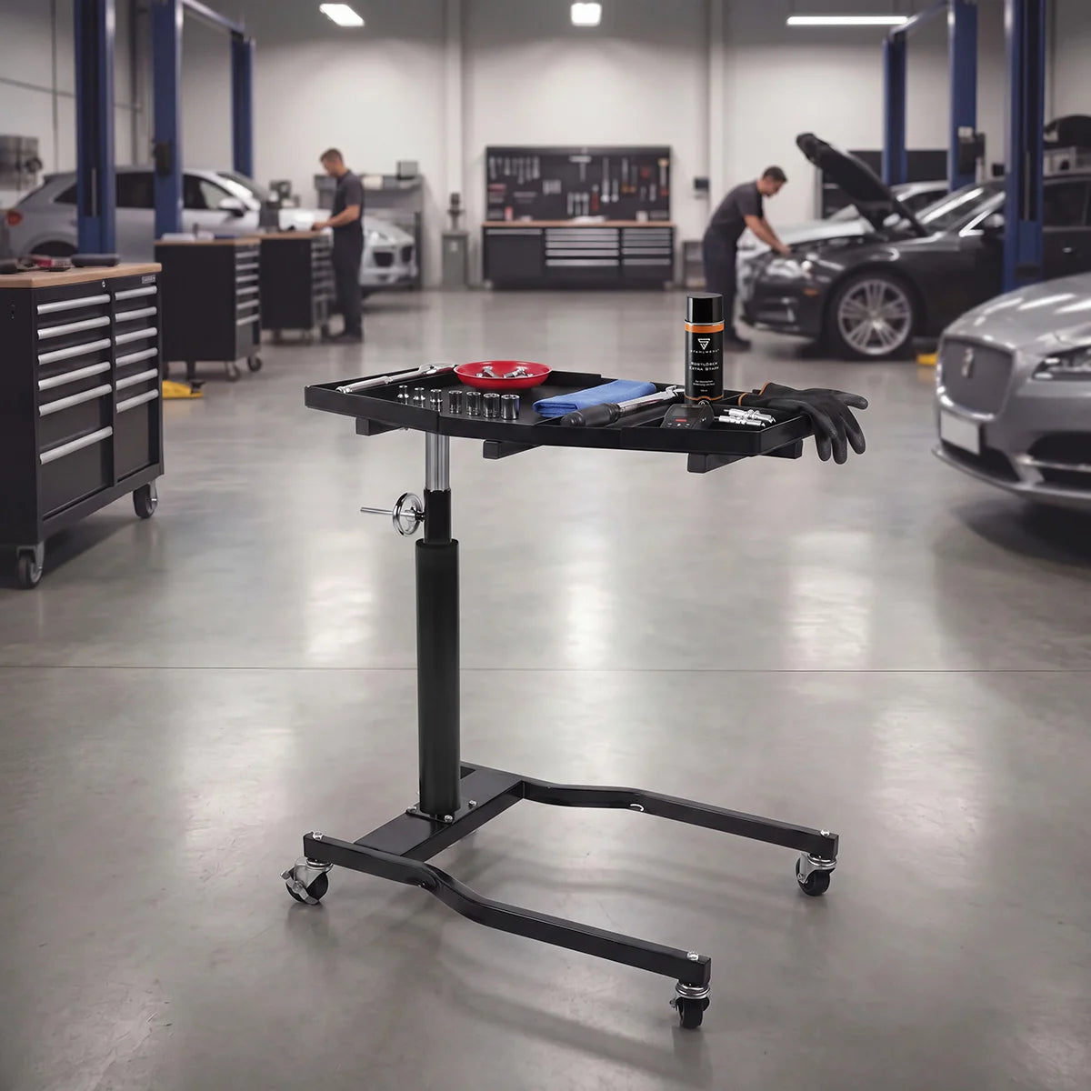 STAHLWERK Auto-Wartungs- und Montagewagen | Höhenverstellbarer Werkstattwagen | 74,5 – 140 cm | 75 kg Traglast | Schwenkbarer Arbeitstisch | Praktische Ablage- und Arbeitsfläche für Werkstatt und Garage