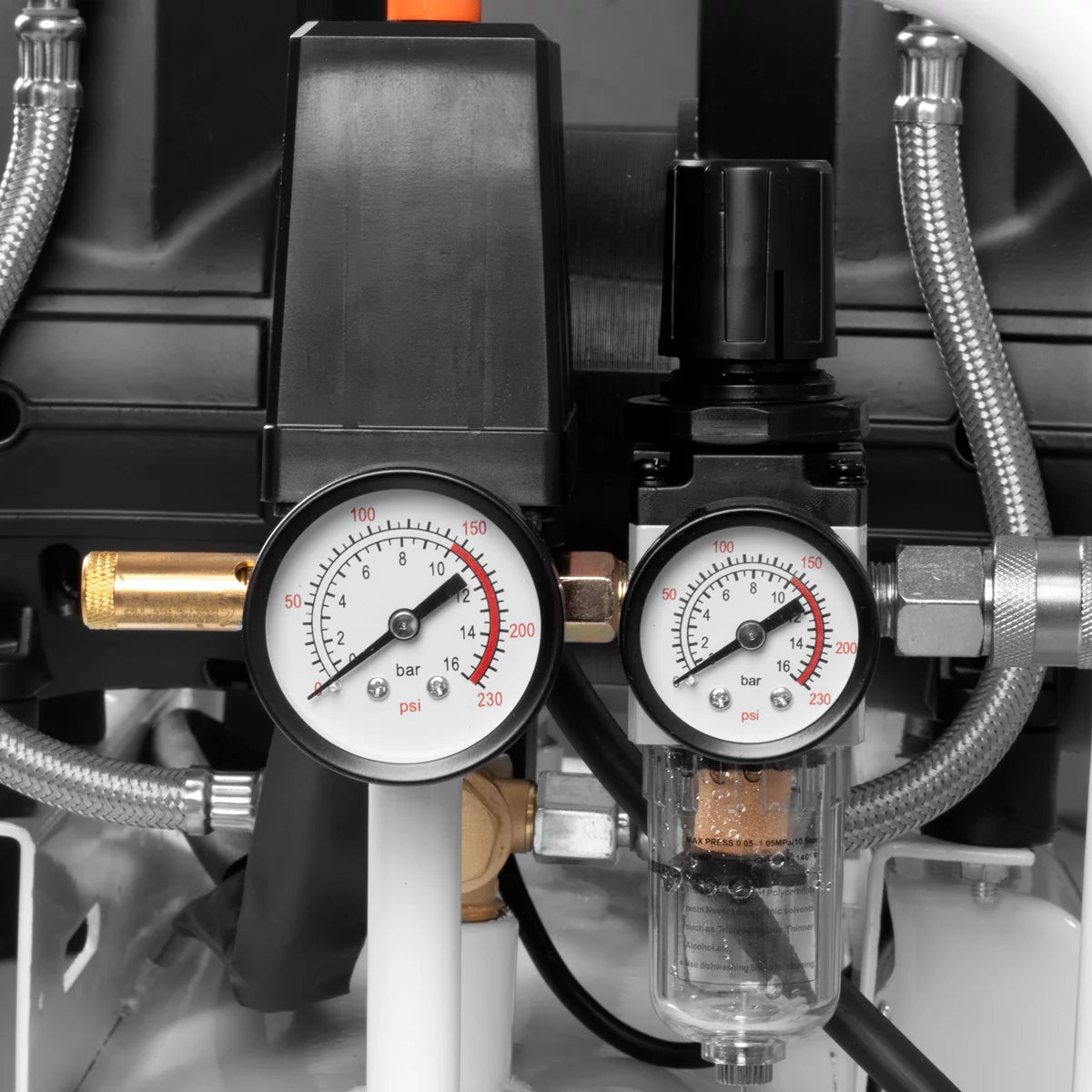 STAHLWERK Kompressor ST-1510 Pro mit 10 bar | 8,6 PS | 6,4 kW | 840 l/min | 150 l Tank ölfreier Druckluft-Kompressor | Kolben-Kompressor | Silent-Kompressor | Flüster-Kompressor mit Brushless-Motoren