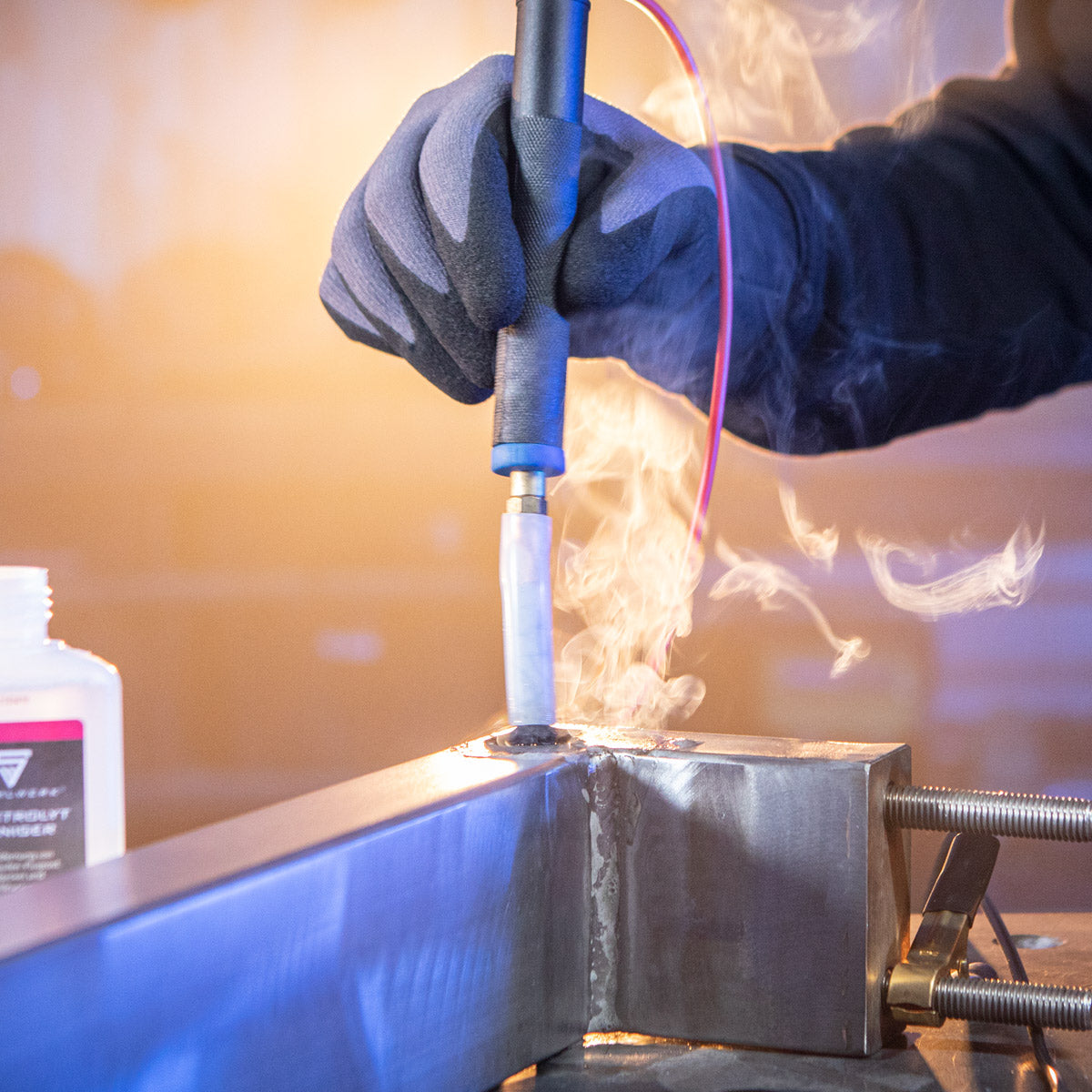 STAHLWERK Kohlefaserpinsel / Carbonpinsel für Schweißnaht-Reinigungsgeräte, Passiviergeräte, Beizgeräte und Elektrolytgeräte mit M6 Anschluss