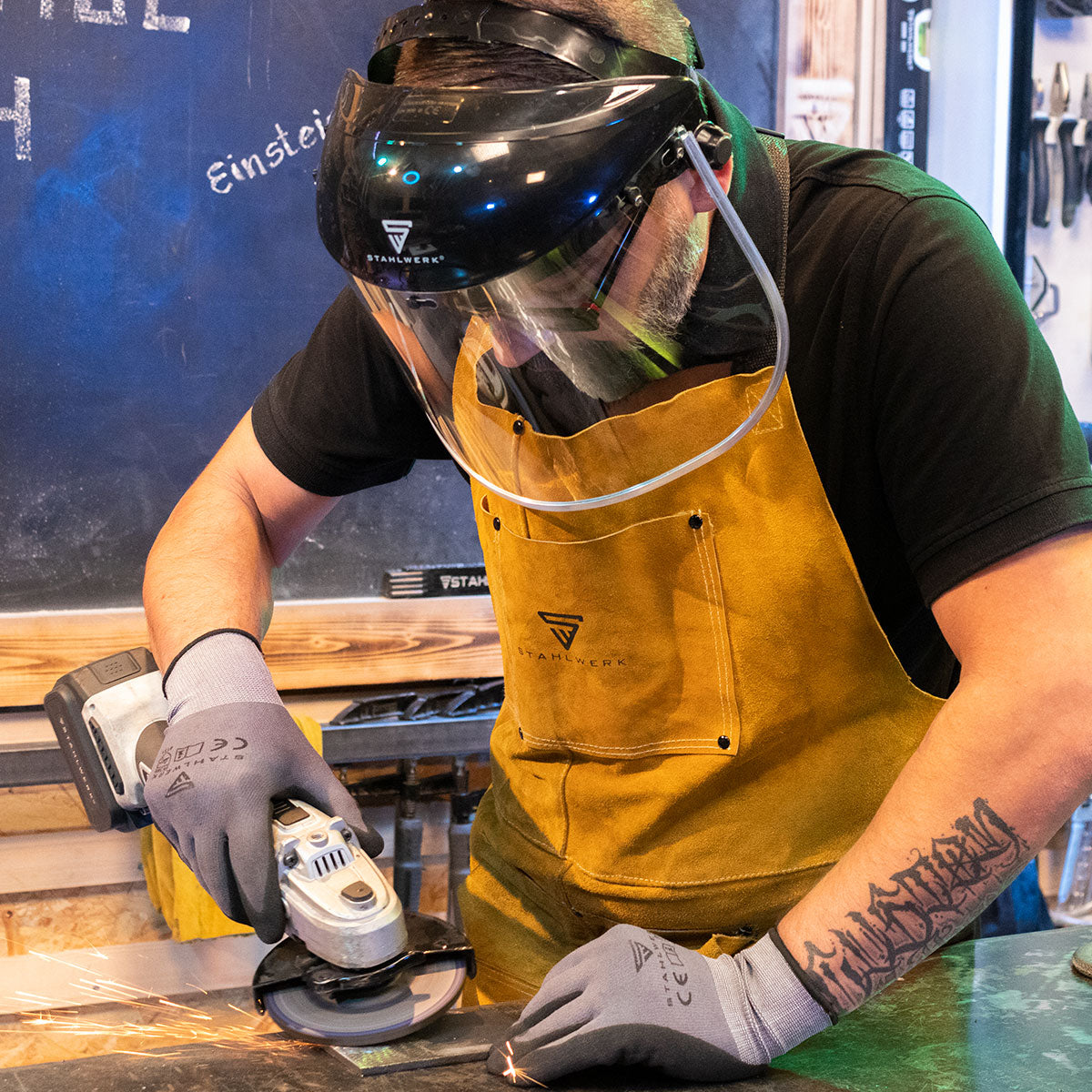 STAHLWERK Gesichtsschutzschild - Schützt das Gesicht bei Schleifarbeiten