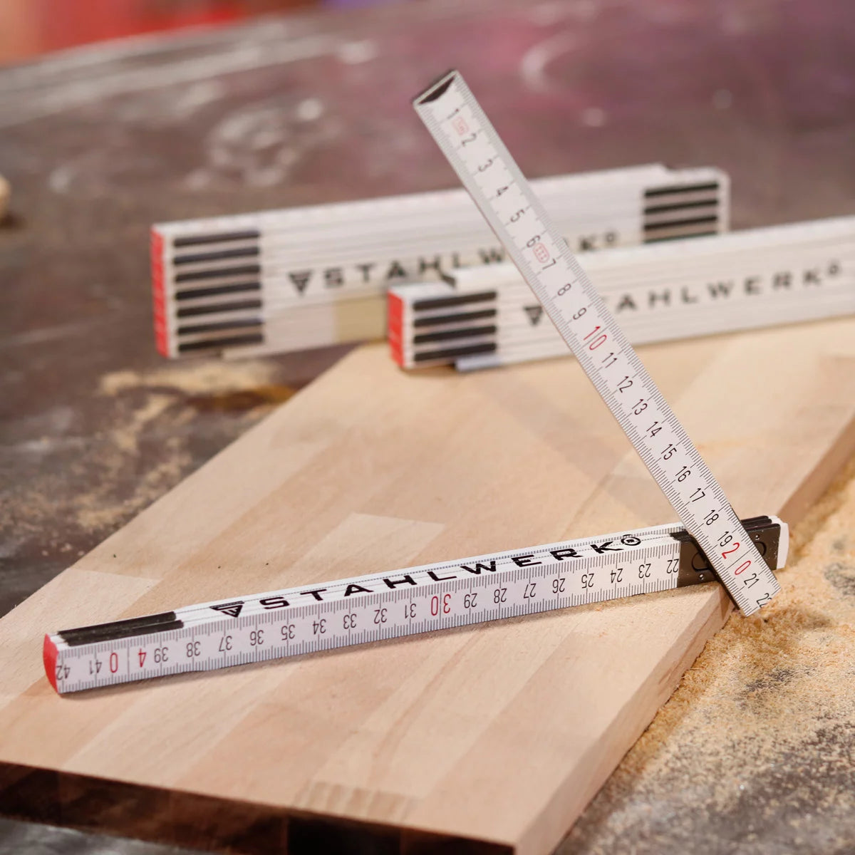 Stahlwerk Zollstock 1 mètre d'emplacement en bois précis | Mäntstab | Échelle | Tale Tape | Mesure du compteur avec des chiffres métriques faciles à lire