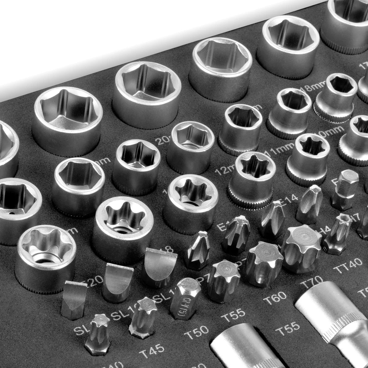 STAHLWERK 186-teiliger Bit- und Steckschlüsselsatz in Werkstattwageneinlage | Hochwertiges CrV-Werkzeug | 3/8", 1/2" und 1/4" Ratschen-, Bit- und Steckschlüssel-Set | Mit Drehmomentschlüssel 20-210 Nm